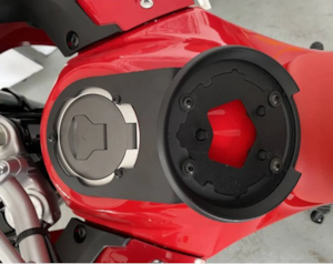 Flange Givi Tanklock XRE 300 2019 BF64BR