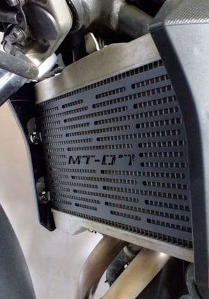 Protetor Radiador SCAM Yamaha MT 07 2015 ATÉ 2018 Preto