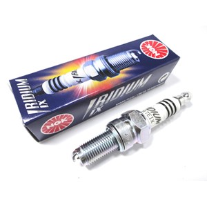 Vela NGK CR7HIX Iridium Yamaha YBR 125 e  / Honda XR 250 Tornado 2001 em Diante ( Cada )